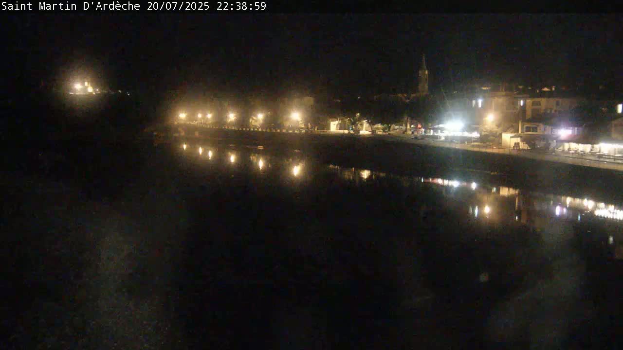 Saint Martin d'Ardèche Village & Ardeche River View Live Cam - Privas, Ardeche, Auvergne-Rhône-Alpes, France