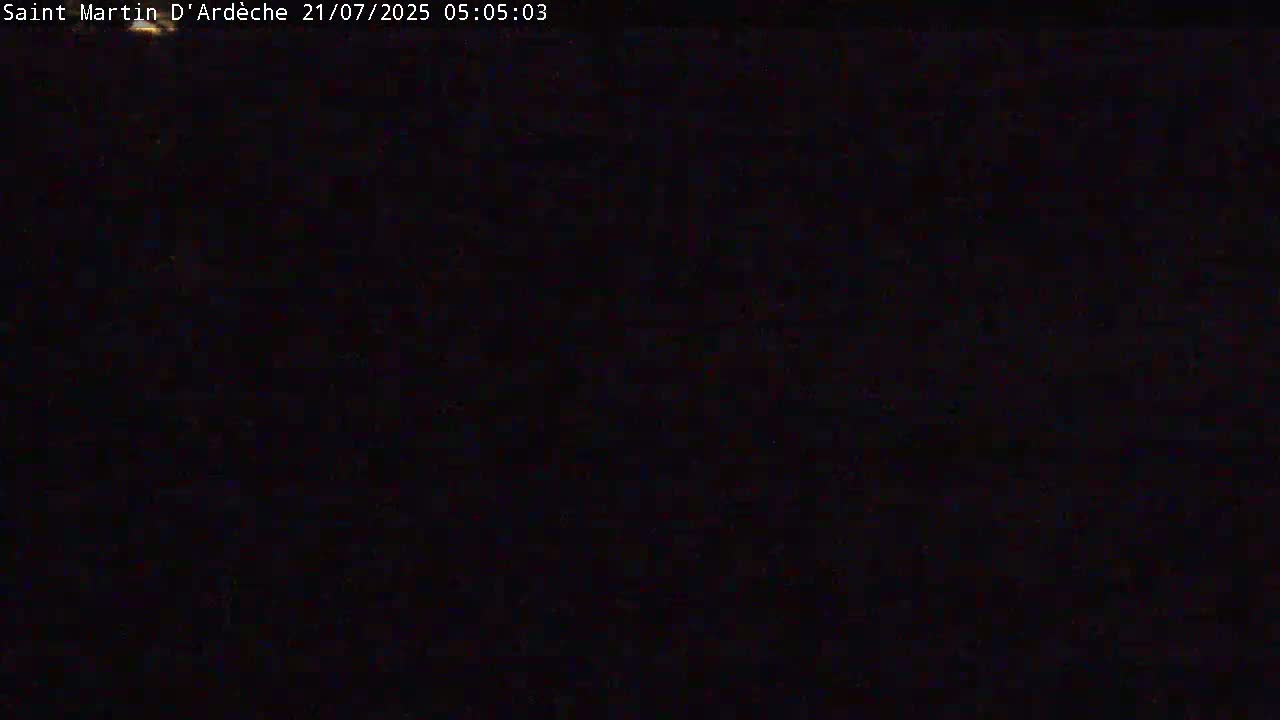 Saint Martin d'Ardèche Village & Ardeche River View Live Cam - Privas, Ardeche, Auvergne-Rhône-Alpes, France