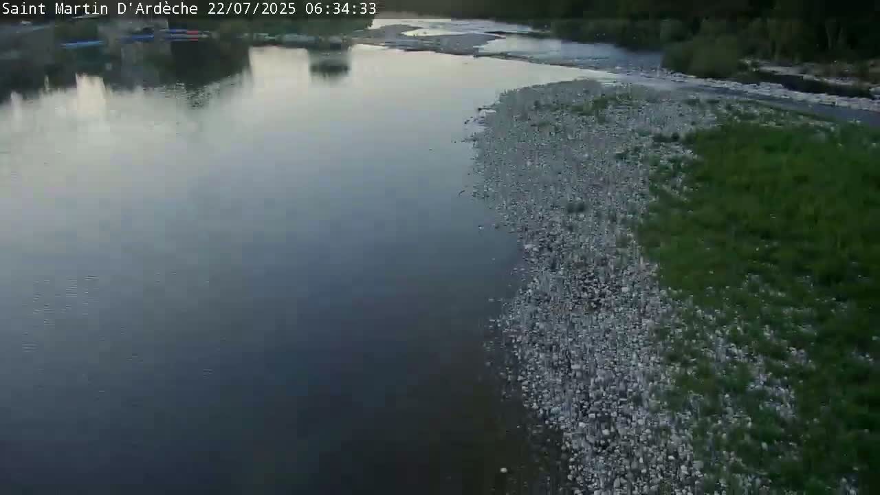 Saint Martin d'Ardèche Village & Ardeche River View Live Cam - Privas, Ardeche, Auvergne-Rhône-Alpes, France