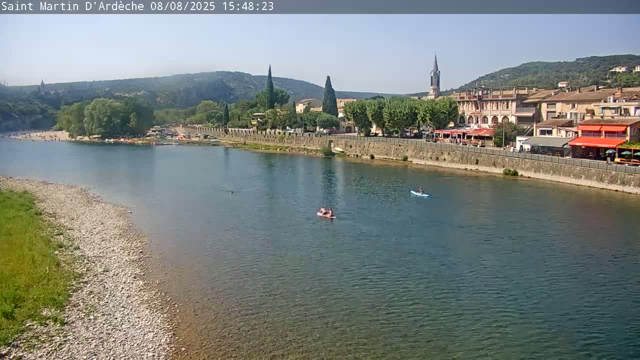 Saint Martin d'Ardèche Village & Ardeche River View Live Cam - Privas, Ardeche, Auvergne-Rhône-Alpes, France