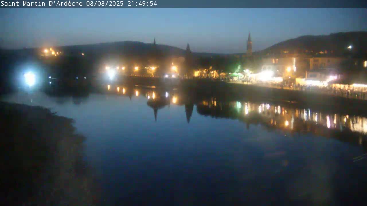 Saint Martin d'Ardèche Village & Ardeche River View Live Cam - Privas, Ardeche, Auvergne-Rhône-Alpes, France