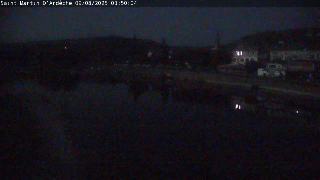 Saint Martin d'Ardèche Village & Ardeche River View Live Cam - Privas, Ardeche, Auvergne-Rhône-Alpes, France