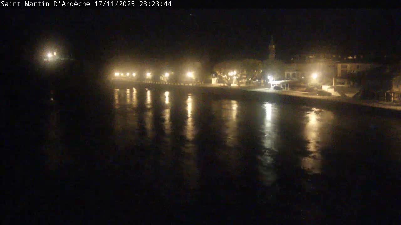 Saint Martin d'Ardèche Village & Ardeche River View Live Cam - Privas, Ardeche, Auvergne-Rhône-Alpes, France