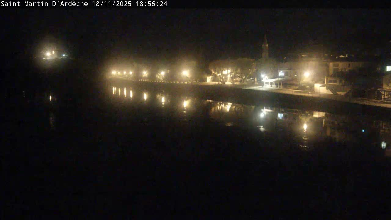 Saint Martin d'Ardèche Village & Ardeche River View Live Cam - Privas, Ardeche, Auvergne-Rhône-Alpes, France