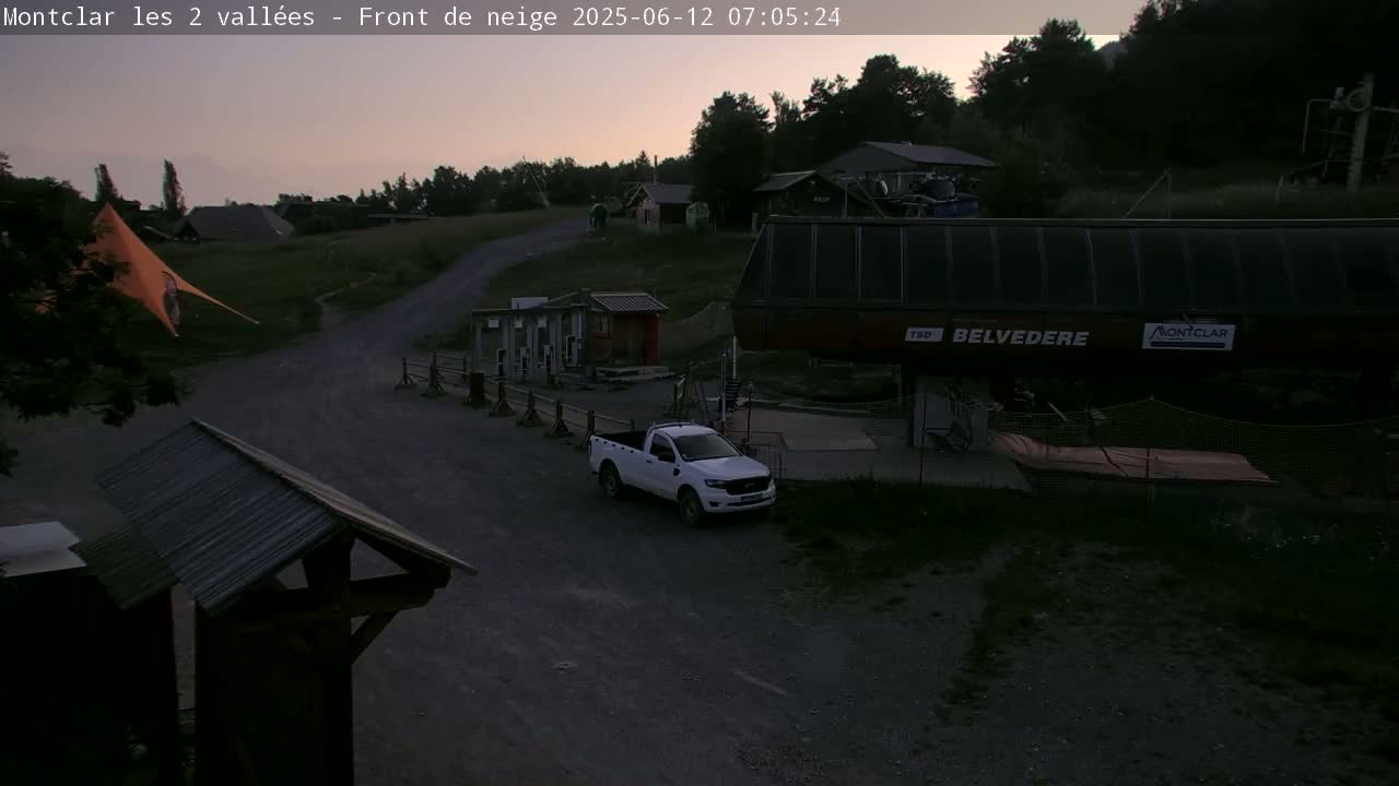 Saint Jaen, Montclar Station les 2 Vallées ( Station the 2 Valleys) & Hotel Area Live Cam - Digne-les-Bains, 	Alpes-de-Haute-Provence, Provence-Alpes-Côte d’Azur, France