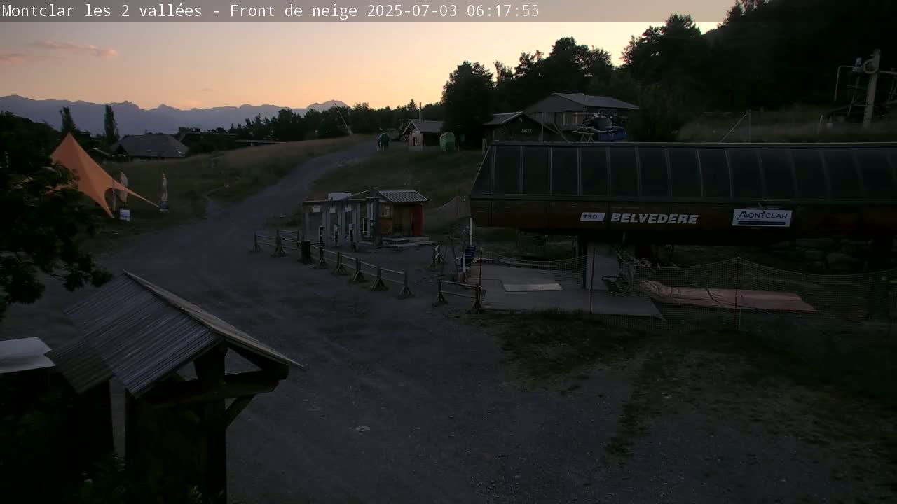 Saint Jaen, Montclar Station les 2 Vallées ( Station the 2 Valleys) & Hotel Area Live Cam - Digne-les-Bains, 	Alpes-de-Haute-Provence, Provence-Alpes-Côte d’Azur, France