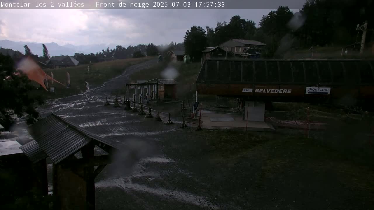 Saint Jaen, Montclar Station les 2 Vallées ( Station the 2 Valleys) & Hotel Area Live Cam - Digne-les-Bains, 	Alpes-de-Haute-Provence, Provence-Alpes-Côte d’Azur, France