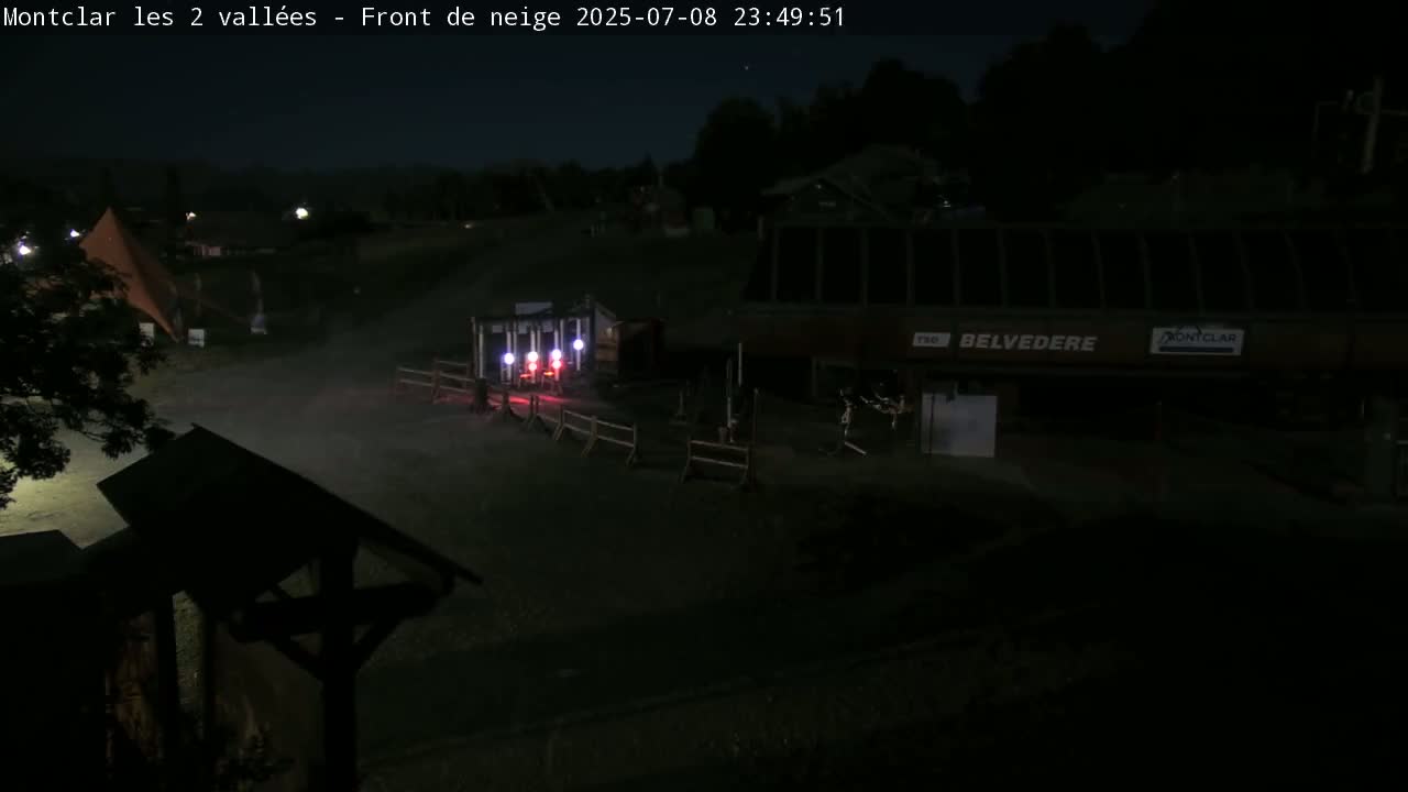 Saint Jaen, Montclar Station les 2 Vallées ( Station the 2 Valleys) & Hotel Area Live Cam - Digne-les-Bains, 	Alpes-de-Haute-Provence, Provence-Alpes-Côte d’Azur, France