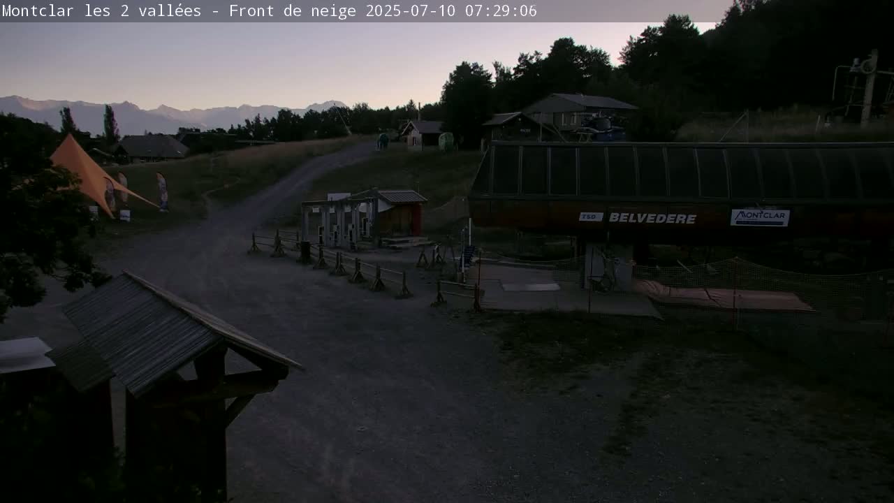 Saint Jaen, Montclar Station les 2 Vallées ( Station the 2 Valleys) & Hotel Area Live Cam - Digne-les-Bains, 	Alpes-de-Haute-Provence, Provence-Alpes-Côte d’Azur, France