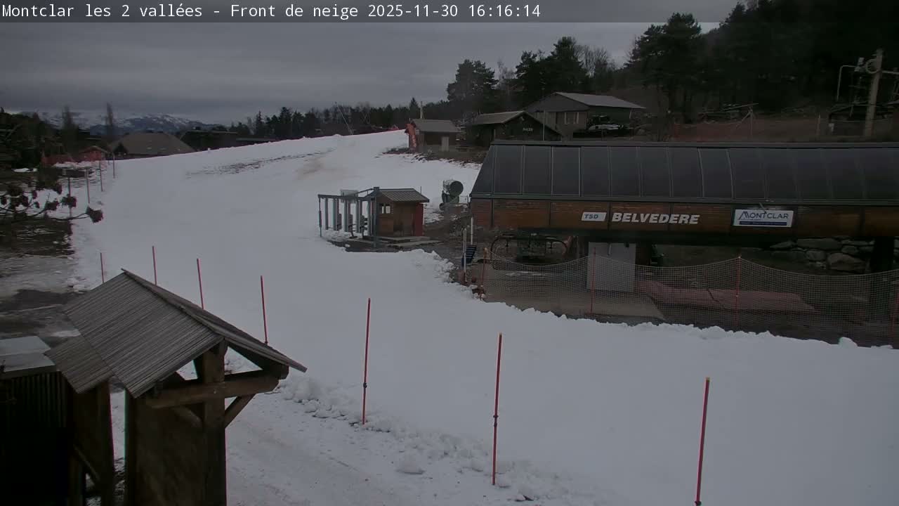 Saint Jaen, Montclar Station les 2 Vallées ( Station the 2 Valleys) & Hotel Area Live Cam - Digne-les-Bains, 	Alpes-de-Haute-Provence, Provence-Alpes-Côte d’Azur, France