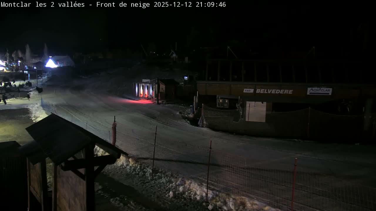 Saint Jaen, Montclar Station les 2 Vallées ( Station the 2 Valleys) & Hotel Area Live Cam - Digne-les-Bains, 	Alpes-de-Haute-Provence, Provence-Alpes-Côte d’Azur, France