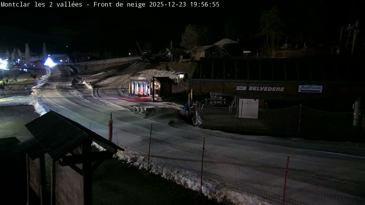 Saint Jaen, Montclar Station les 2 Vallées ( Station the 2 Valleys) & Hotel Area Live Cam - Digne-les-Bains, 	Alpes-de-Haute-Provence, Provence-Alpes-Côte d’Azur, France