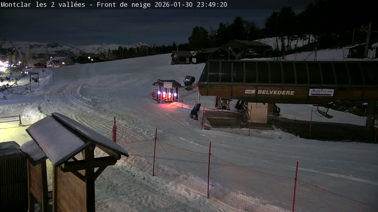 Saint Jaen, Montclar Station les 2 Vallées ( Station the 2 Valleys) & Hotel Area Live Cam - Digne-les-Bains, 	Alpes-de-Haute-Provence, Provence-Alpes-Côte d’Azur, France