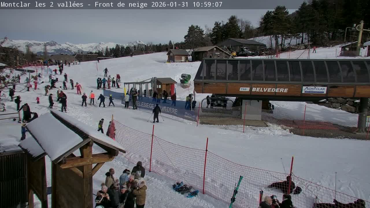 Saint Jaen, Montclar Station les 2 Vallées ( Station the 2 Valleys) & Hotel Area Live Cam - Digne-les-Bains, 	Alpes-de-Haute-Provence, Provence-Alpes-Côte d’Azur, France