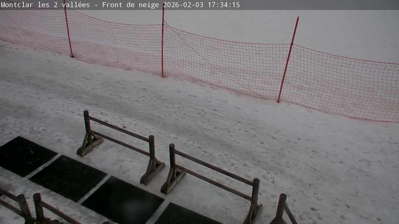 Saint Jaen, Montclar Station les 2 Vallées ( Station the 2 Valleys) & Hotel Area Live Cam - Digne-les-Bains, 	Alpes-de-Haute-Provence, Provence-Alpes-Côte d’Azur, France