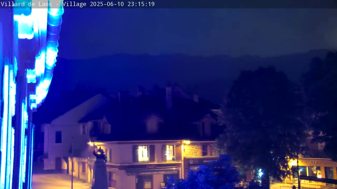 Villard de Lans City Live Cam - Grenoble, Isère, Auvergne-Rhône-Alpes, France