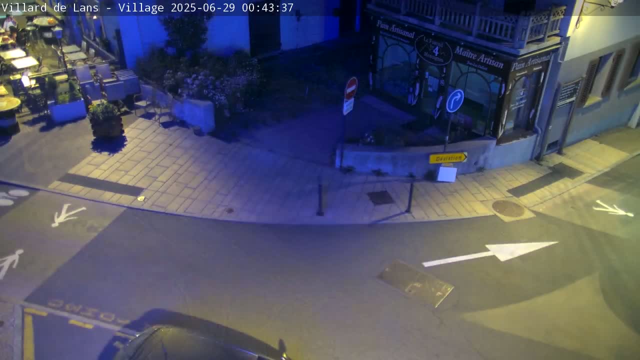 Villard de Lans City Live Cam - Grenoble, Isère, Auvergne-Rhône-Alpes, France