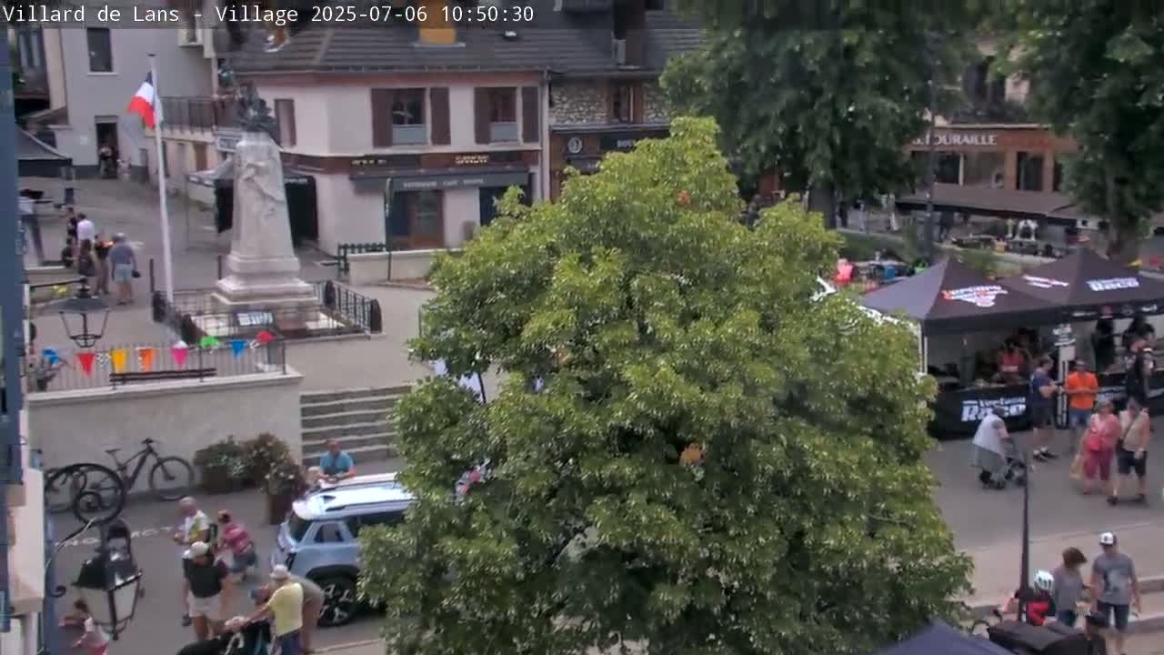 Villard de Lans City Live Cam - Grenoble, Isère, Auvergne-Rhône-Alpes, France