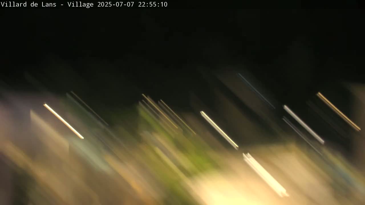 Villard de Lans City Live Cam - Grenoble, Isère, Auvergne-Rhône-Alpes, France