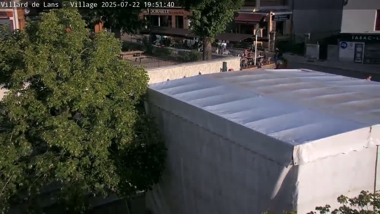 Villard de Lans City Live Cam - Grenoble, Isère, Auvergne-Rhône-Alpes, France
