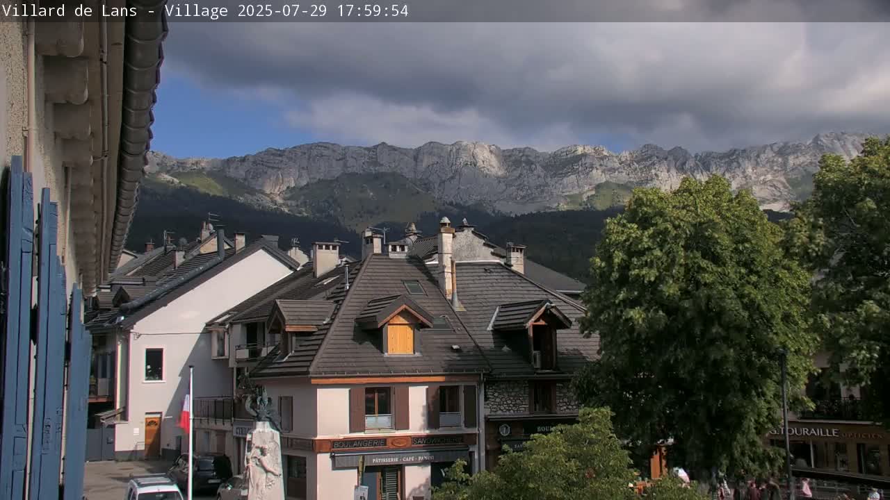 Villard de Lans City Live Cam - Grenoble, Isère, Auvergne-Rhône-Alpes, France