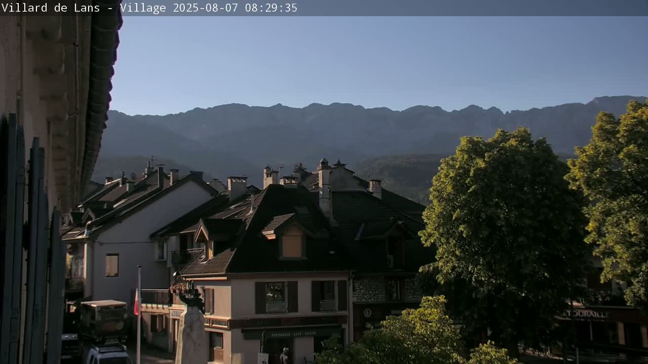 Villard de Lans City Live Cam - Grenoble, Isère, Auvergne-Rhône-Alpes, France