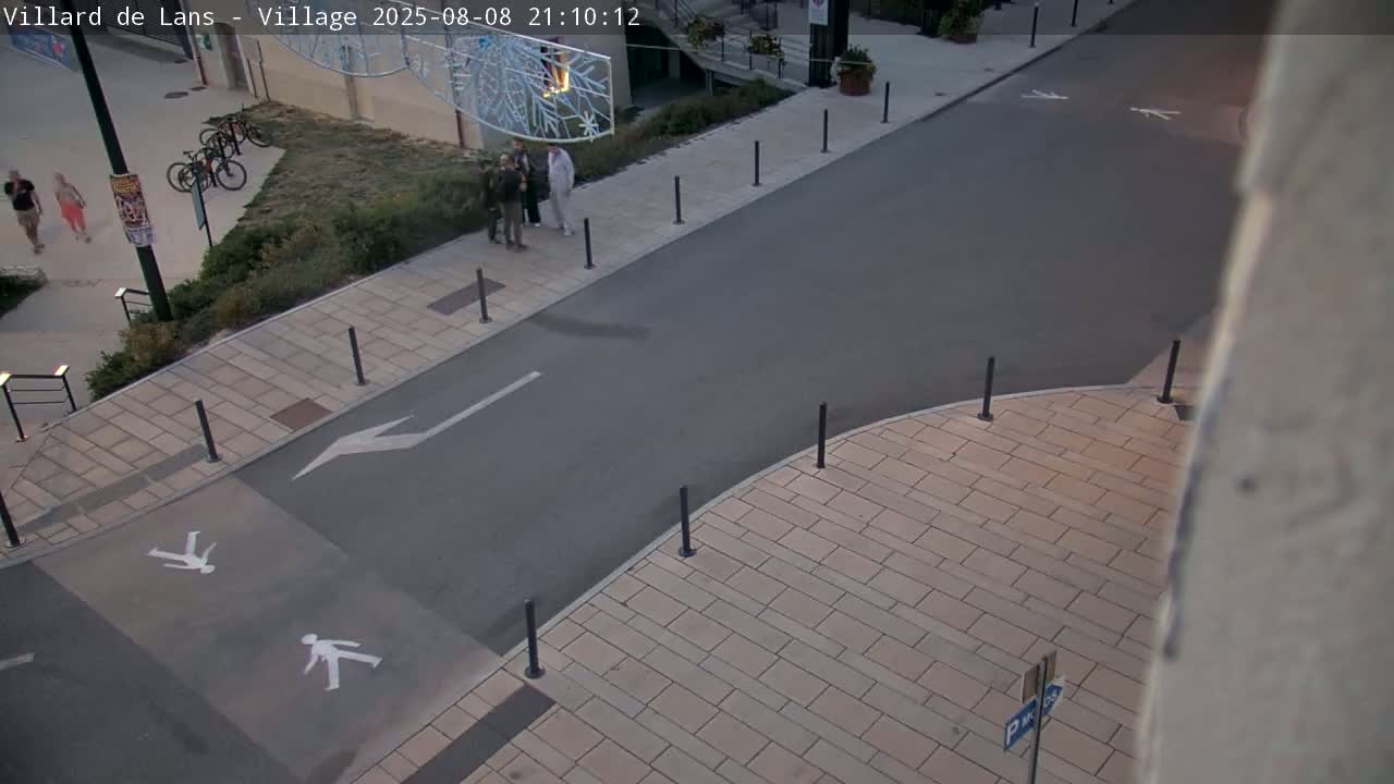 Villard de Lans City Live Cam - Grenoble, Isère, Auvergne-Rhône-Alpes, France