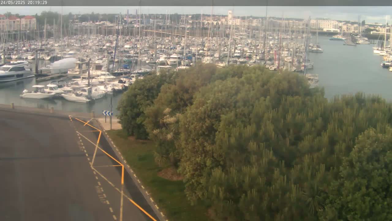Les Sables-d'Olonne City & Port de Plaisance Olona Port Live Cam - Les Sables-d'Olonne, Vendée, Pays de la Loire, France