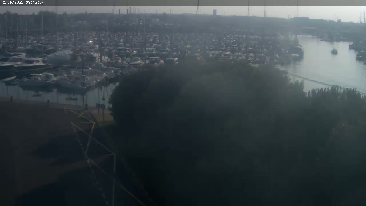 Les Sables-d'Olonne City & Port de Plaisance Olona Port Live Cam - Les Sables-d'Olonne, Vendée, Pays de la Loire, France
