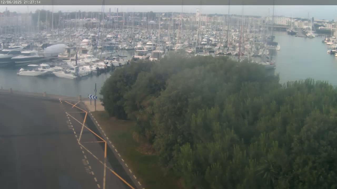 Les Sables-d'Olonne City & Port de Plaisance Olona Port Live Cam - Les Sables-d'Olonne, Vendée, Pays de la Loire, France