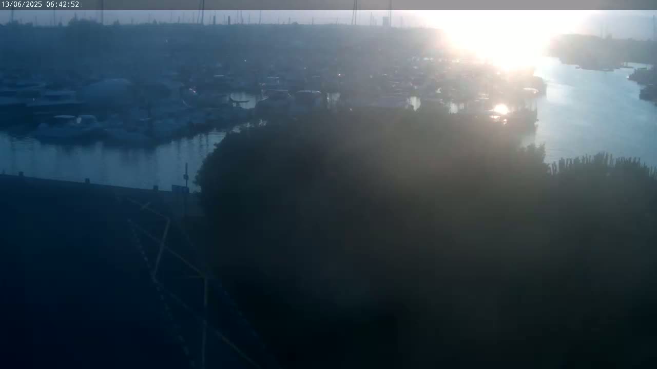 Les Sables-d'Olonne City & Port de Plaisance Olona Port Live Cam - Les Sables-d'Olonne, Vendée, Pays de la Loire, France
