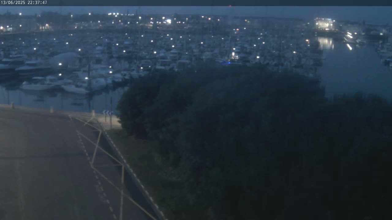 Les Sables-d'Olonne City & Port de Plaisance Olona Port Live Cam - Les Sables-d'Olonne, Vendée, Pays de la Loire, France
