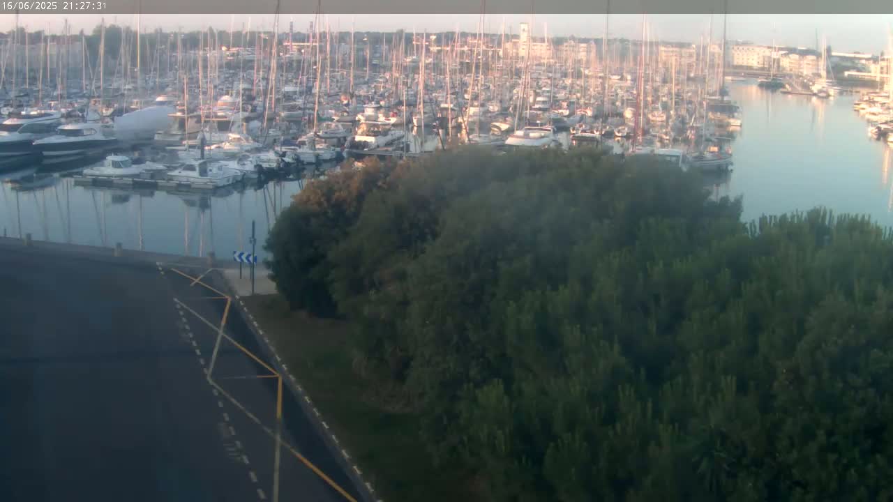 Les Sables-d'Olonne City & Port de Plaisance Olona Port Live Cam - Les Sables-d'Olonne, Vendée, Pays de la Loire, France