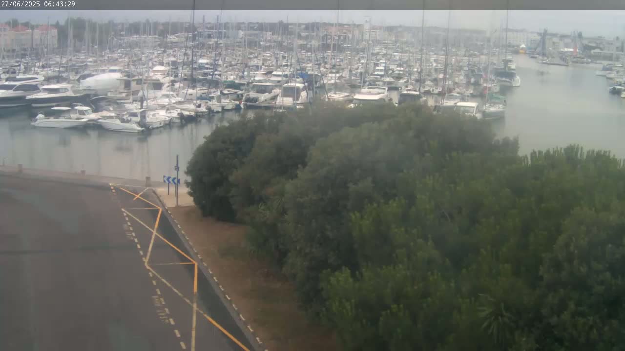 Les Sables-d'Olonne City & Port de Plaisance Olona Port Live Cam - Les Sables-d'Olonne, Vendée, Pays de la Loire, France