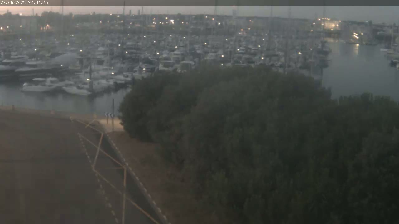 Les Sables-d'Olonne City & Port de Plaisance Olona Port Live Cam - Les Sables-d'Olonne, Vendée, Pays de la Loire, France