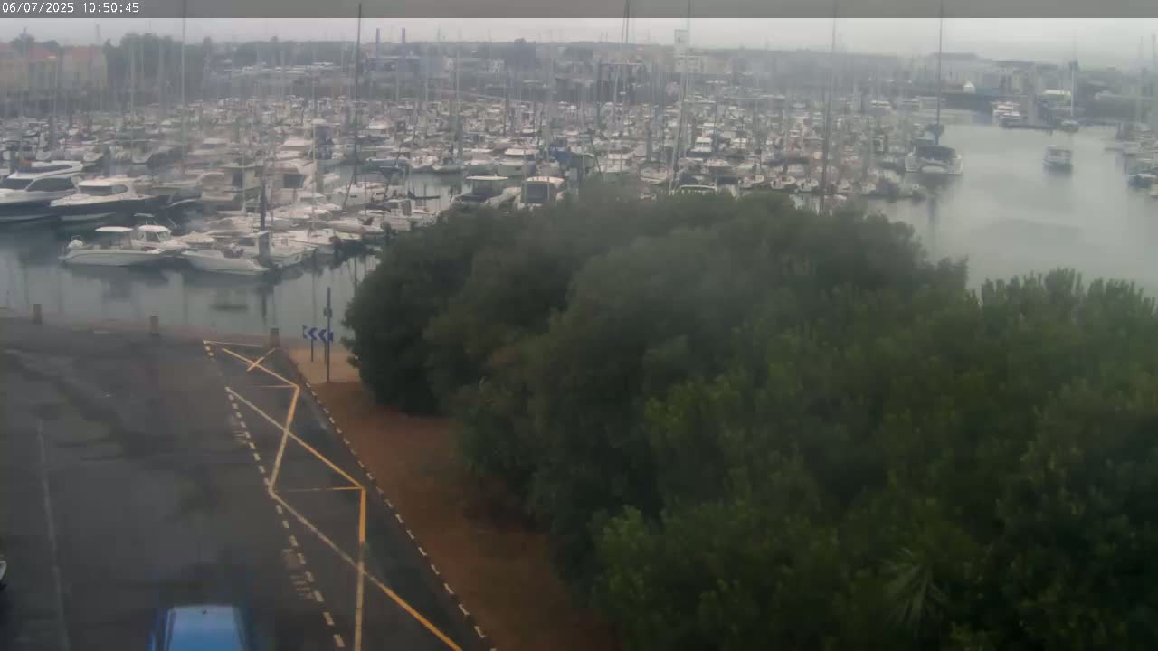 Les Sables-d'Olonne City & Port de Plaisance Olona Port Live Cam - Les Sables-d'Olonne, Vendée, Pays de la Loire, France