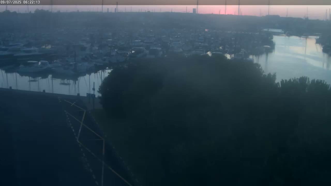 Les Sables-d'Olonne City & Port de Plaisance Olona Port Live Cam - Les Sables-d'Olonne, Vendée, Pays de la Loire, France