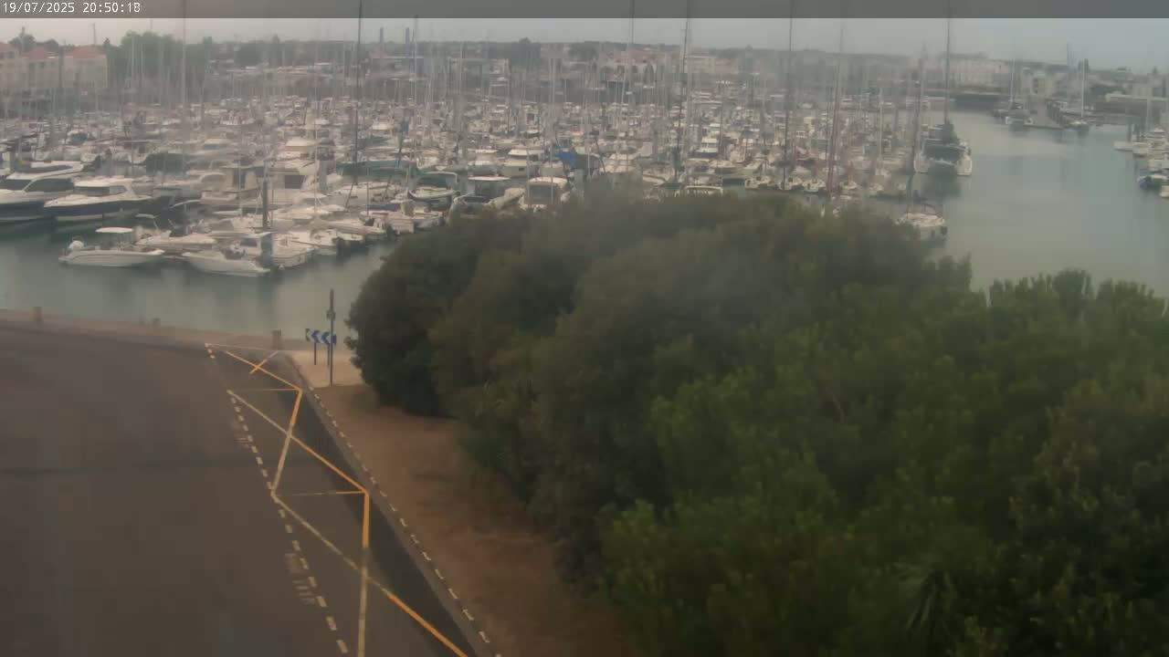 Les Sables-d'Olonne City & Port de Plaisance Olona Port Live Cam - Les Sables-d'Olonne, Vendée, Pays de la Loire, France
