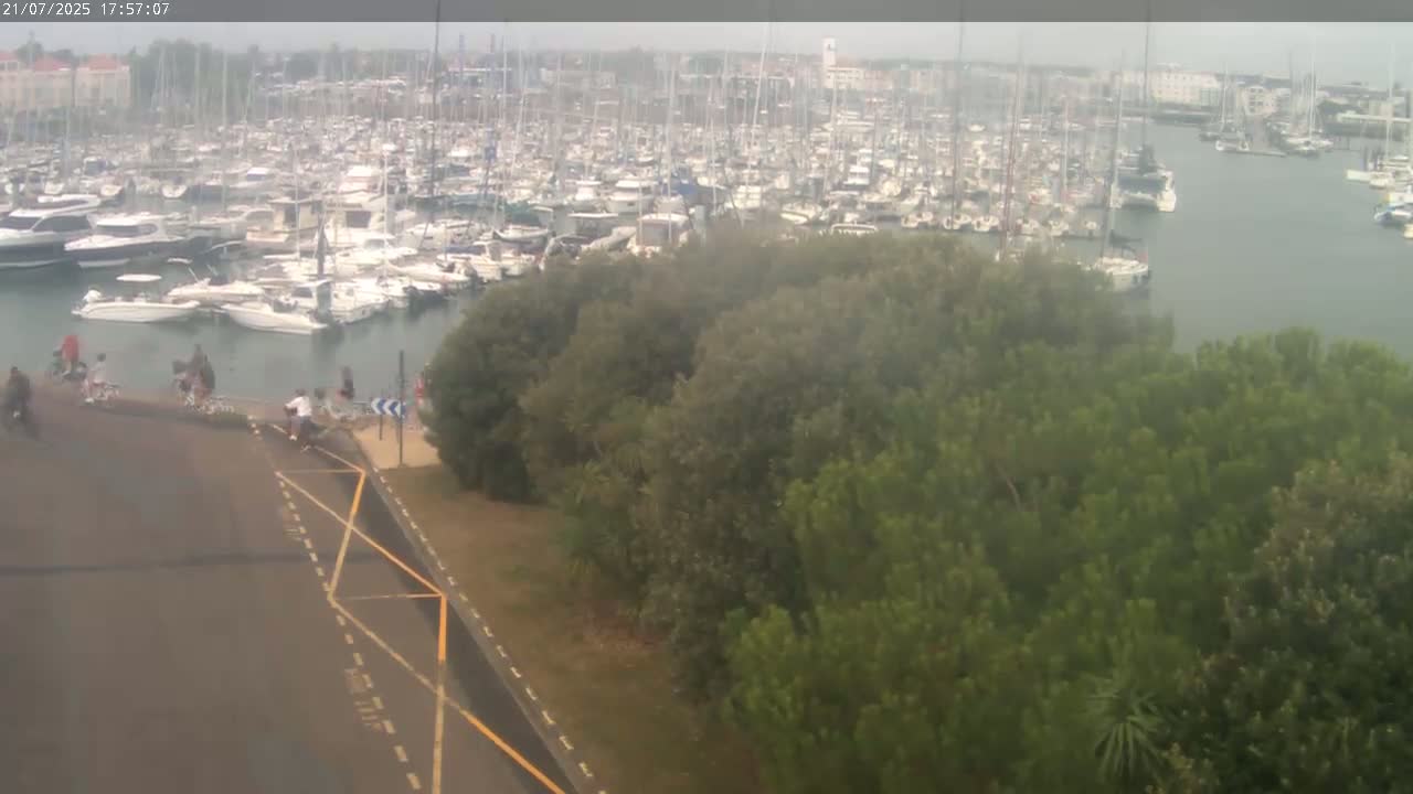 Les Sables-d'Olonne City & Port de Plaisance Olona Port Live Cam - Les Sables-d'Olonne, Vendée, Pays de la Loire, France