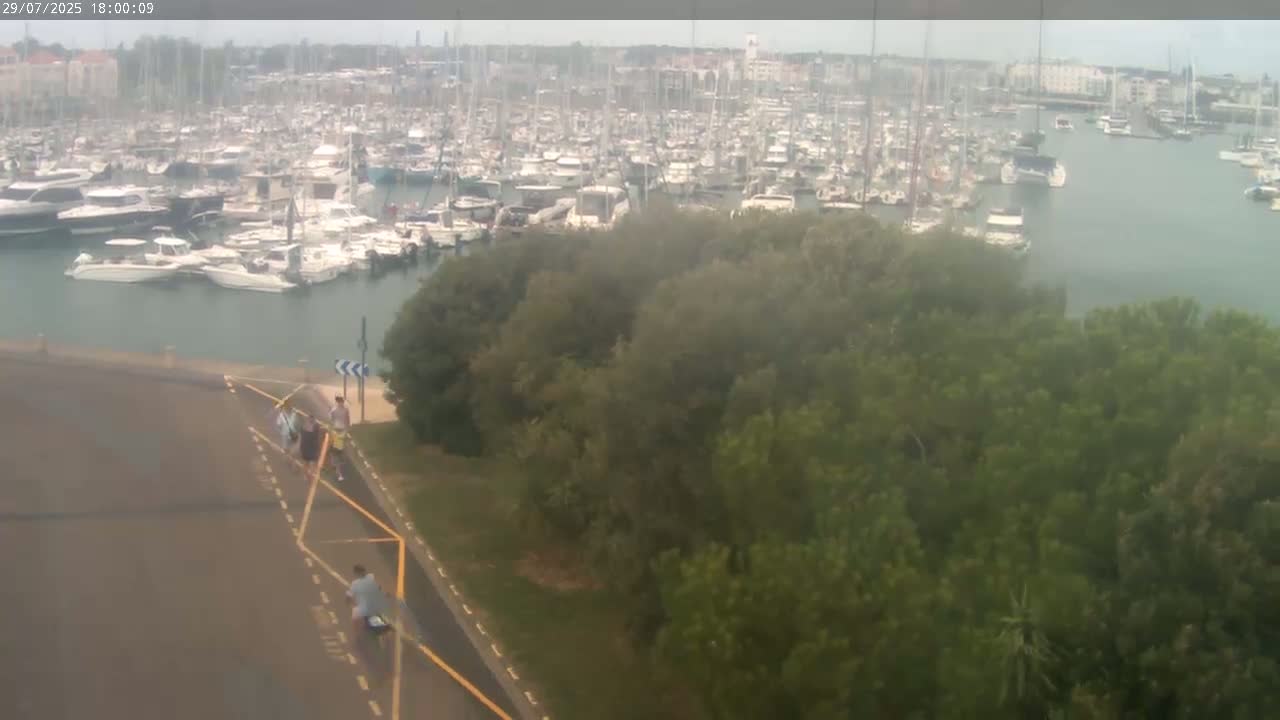 Les Sables-d'Olonne City & Port de Plaisance Olona Port Live Cam - Les Sables-d'Olonne, Vendée, Pays de la Loire, France