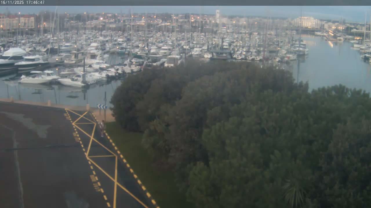 Les Sables-d'Olonne City & Port de Plaisance Olona Port Live Cam - Les Sables-d'Olonne, Vendée, Pays de la Loire, France