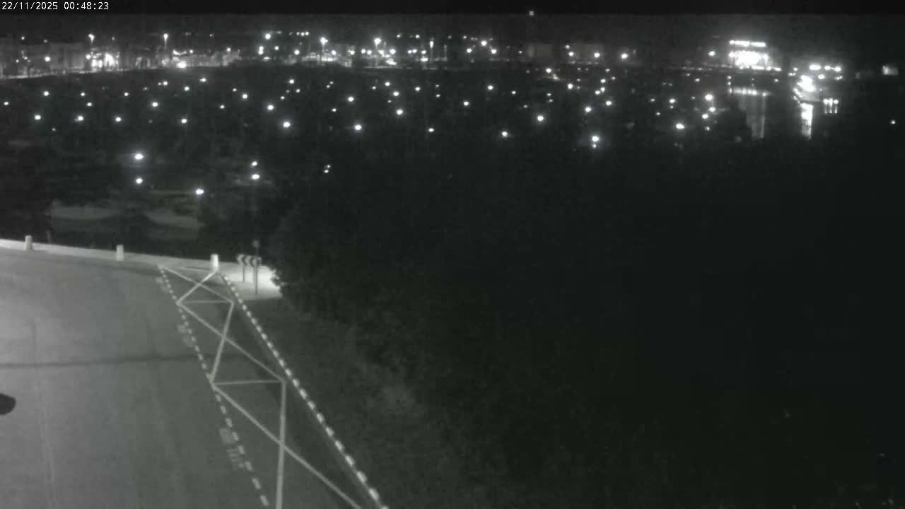 Les Sables-d'Olonne City & Port de Plaisance Olona Port Live Cam - Les Sables-d'Olonne, Vendée, Pays de la Loire, France