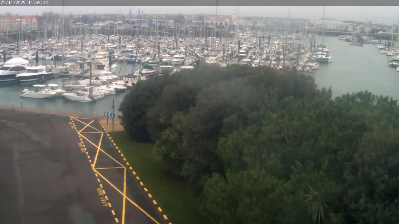 Les Sables-d'Olonne City & Port de Plaisance Olona Port Live Cam - Les Sables-d'Olonne, Vendée, Pays de la Loire, France