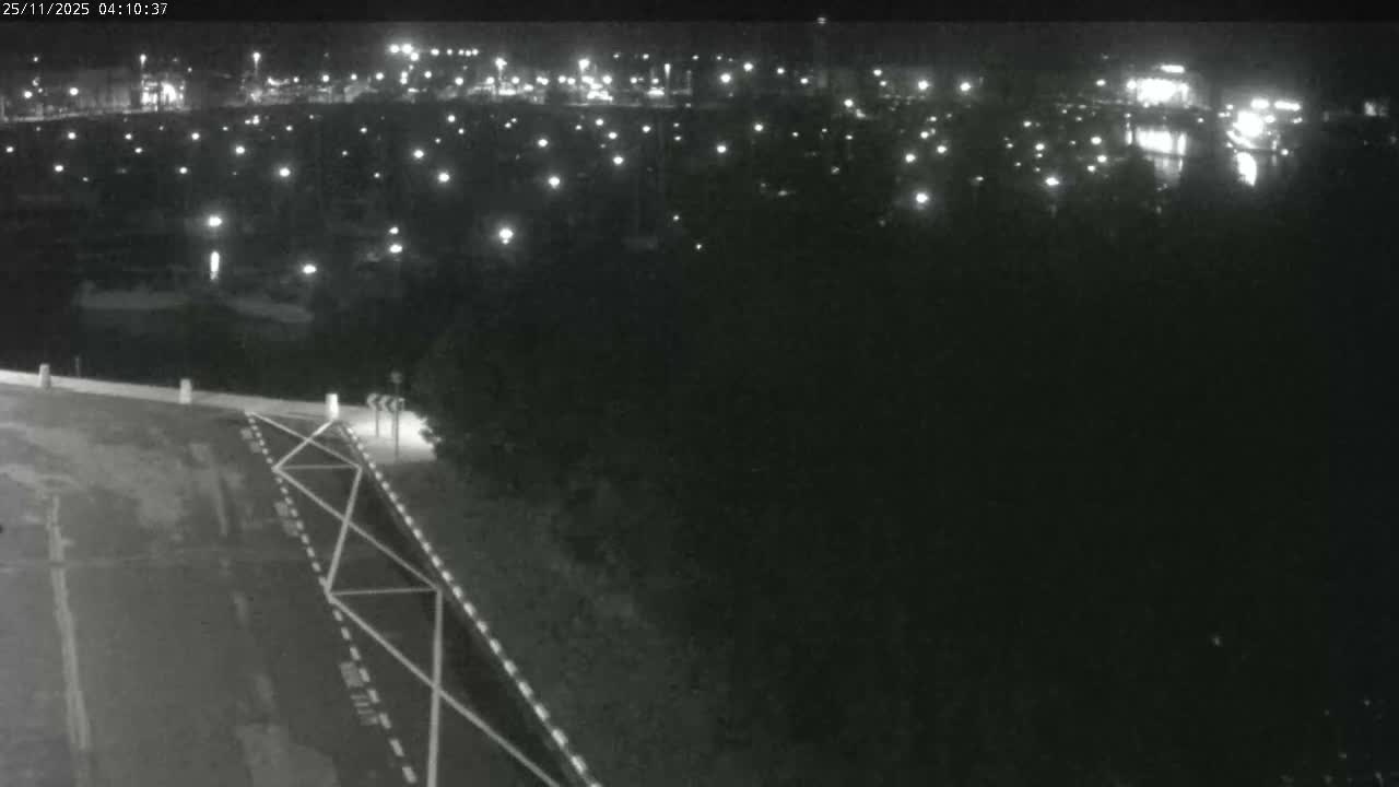 Les Sables-d'Olonne City & Port de Plaisance Olona Port Live Cam - Les Sables-d'Olonne, Vendée, Pays de la Loire, France