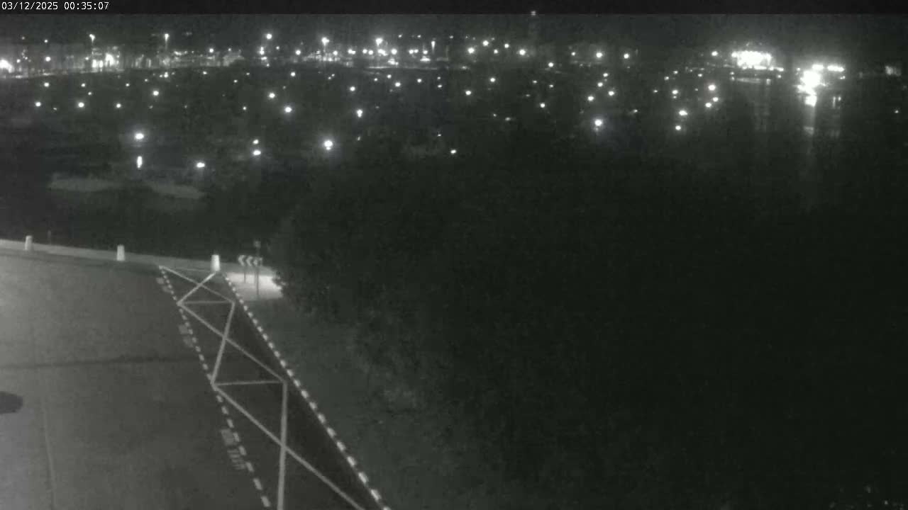 Les Sables-d'Olonne City & Port de Plaisance Olona Port Live Cam - Les Sables-d'Olonne, Vendée, Pays de la Loire, France