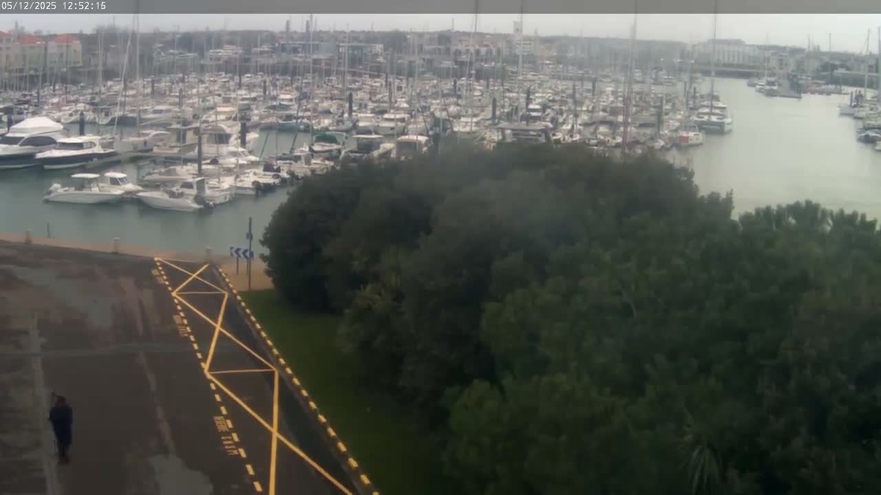 Les Sables-d'Olonne City & Port de Plaisance Olona Port Live Cam - Les Sables-d'Olonne, Vendée, Pays de la Loire, France