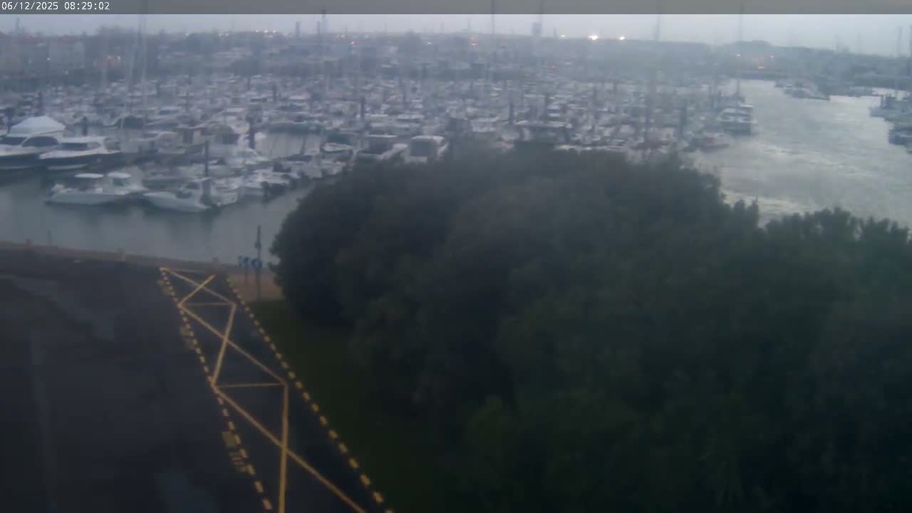 Les Sables-d'Olonne City & Port de Plaisance Olona Port Live Cam - Les Sables-d'Olonne, Vendée, Pays de la Loire, France