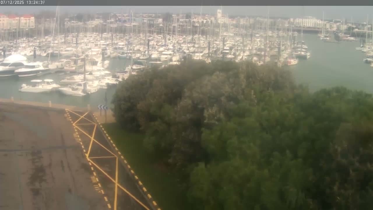 Les Sables-d'Olonne City & Port de Plaisance Olona Port Live Cam - Les Sables-d'Olonne, Vendée, Pays de la Loire, France
