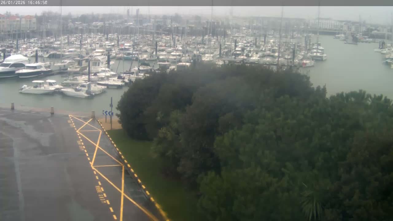 Les Sables-d'Olonne City & Port de Plaisance Olona Port Live Cam - Les Sables-d'Olonne, Vendée, Pays de la Loire, France