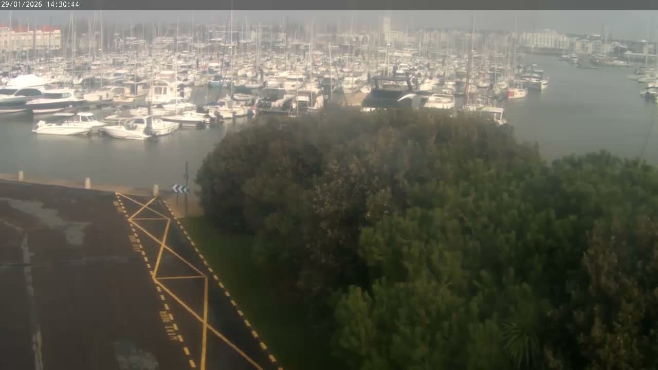 Les Sables-d'Olonne City & Port de Plaisance Olona Port Live Cam - Les Sables-d'Olonne, Vendée, Pays de la Loire, France